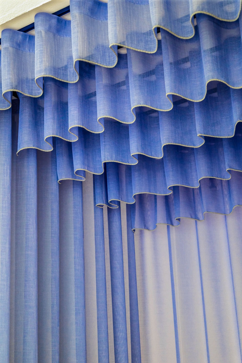 Transparency in motion-2